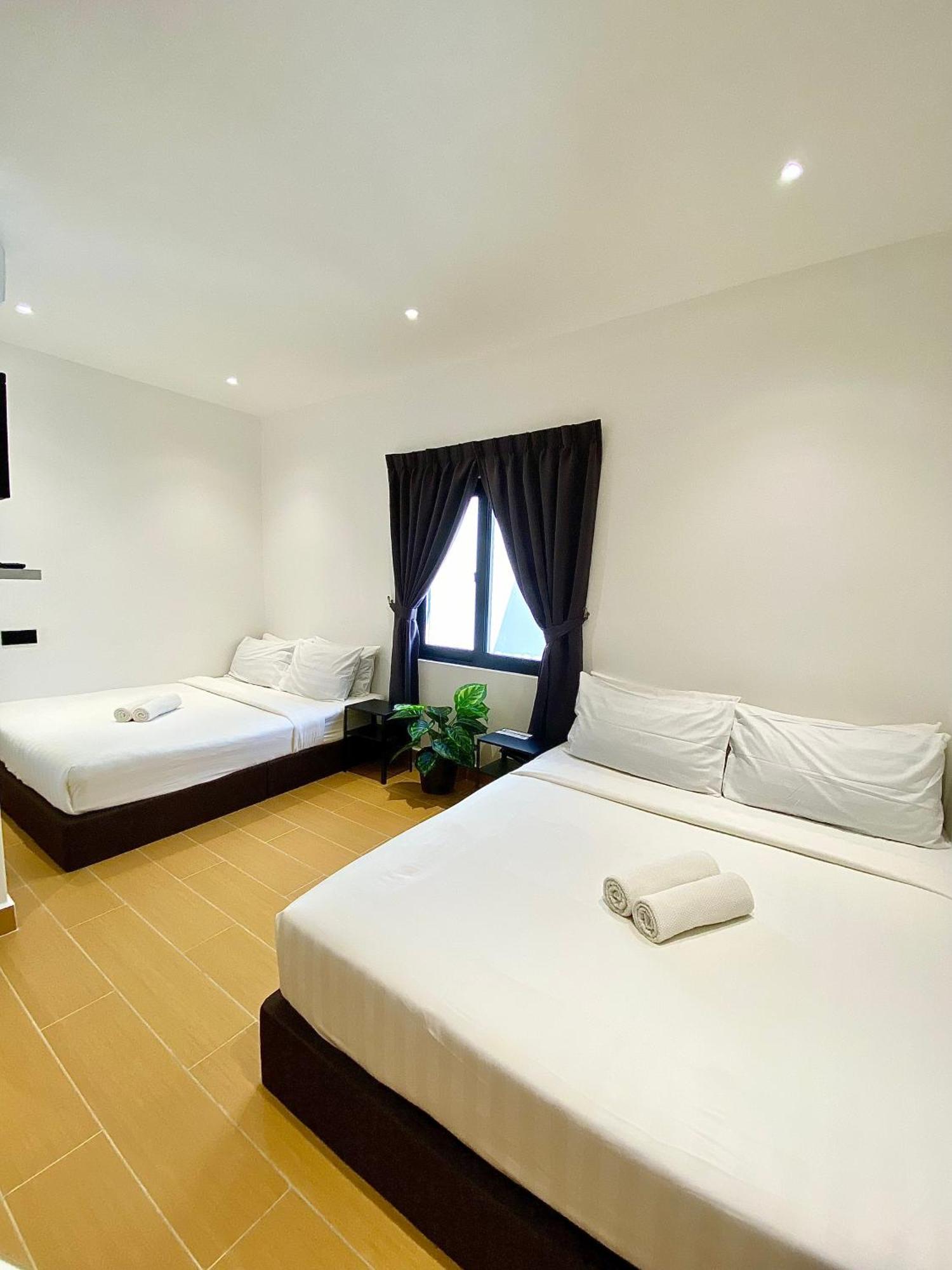 The 6N By Sky Hive Hotel George Town Buitenkant foto