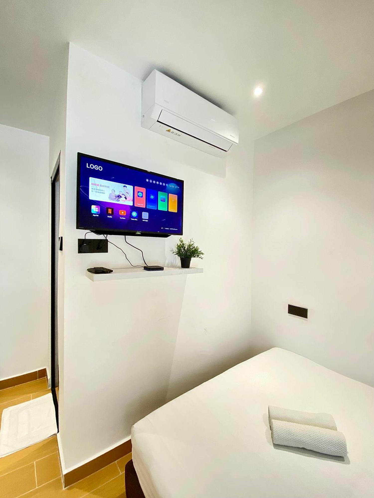 The 6N By Sky Hive Hotel George Town Buitenkant foto