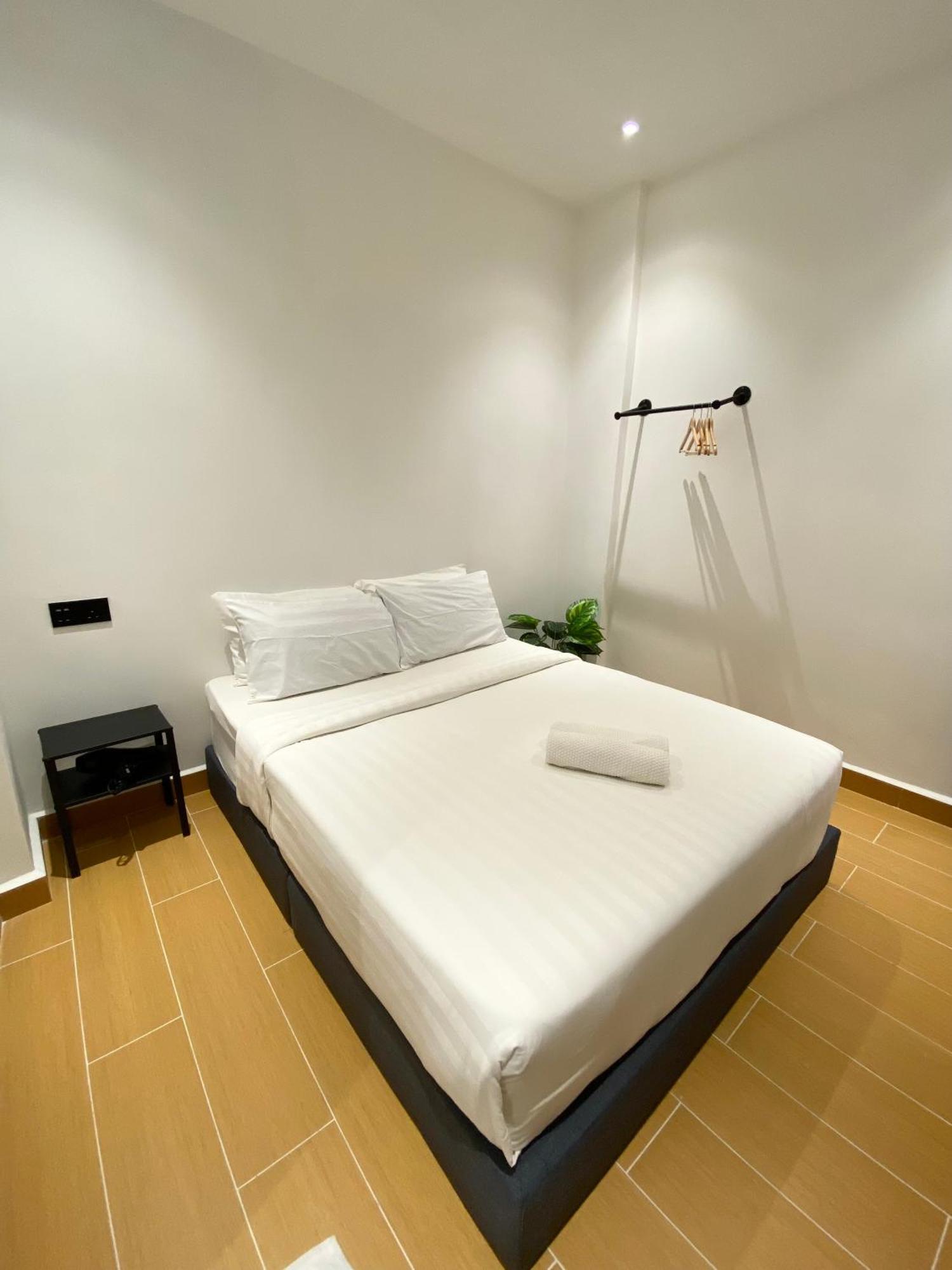 The 6N By Sky Hive Hotel George Town Buitenkant foto