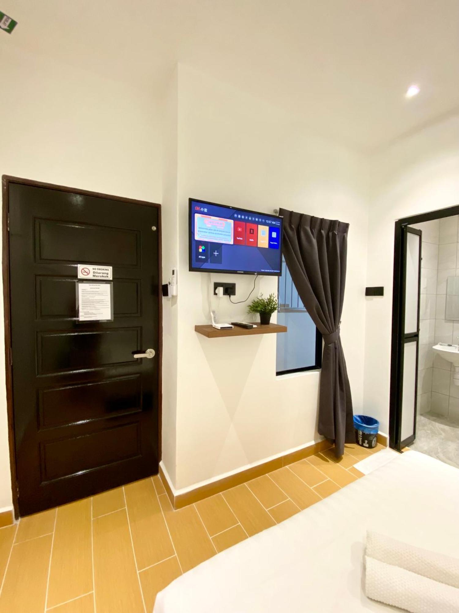 The 6N By Sky Hive Hotel George Town Buitenkant foto