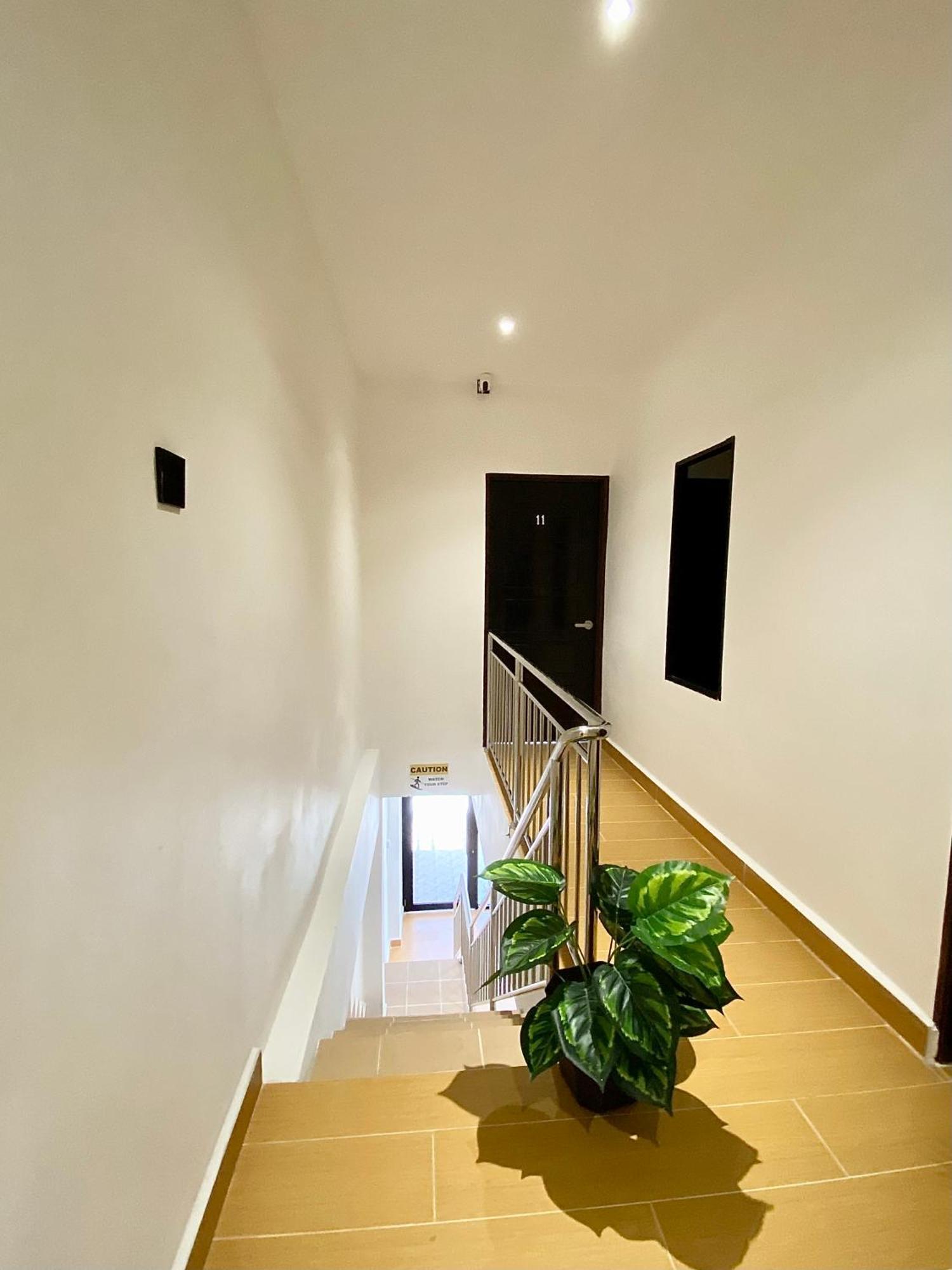 The 6N By Sky Hive Hotel George Town Buitenkant foto